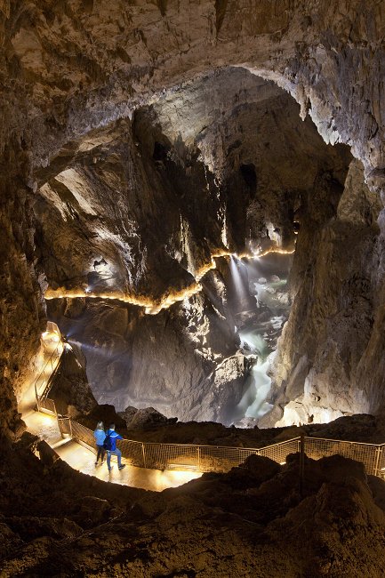 Škocjanske jame z največjim podzemnim kanjonom na svetu