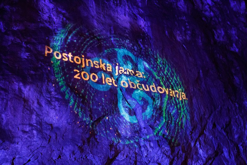 01_Odprtje_posodobljenega_perona_Luka_____e_____Postojnska_jama__-_Valter_Leban-0795.jpg 01_Odprtje_posodobljenega_perona_Luka_____e_____Postojnska_jama__-_Valter_Leban-0795.jpg