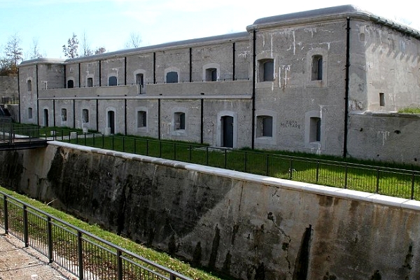 AMONG THE DEFENSE BUILDINGS OF THE NORTH ADRIATIC WAR LANDSCAPE