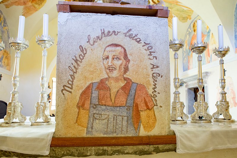 Avtoportret Avgusta Černigoja v cerkvi sv. Ane na Baču